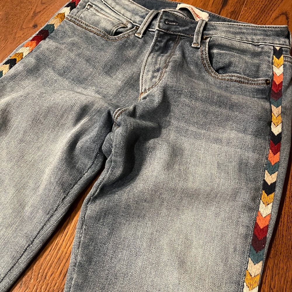 Women’s jeans